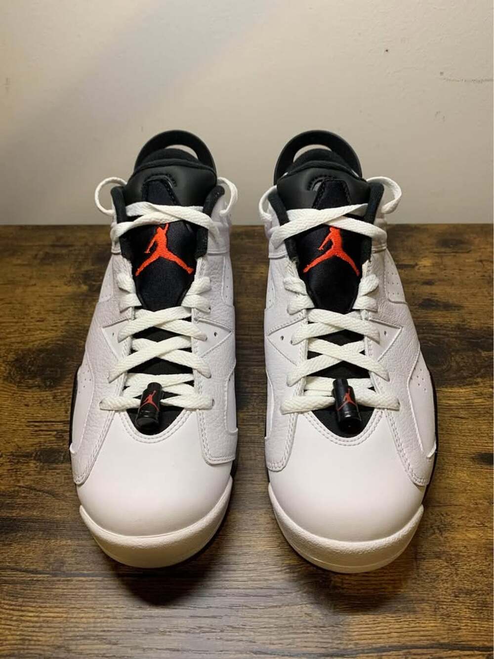 Air Jordan 6 Retro Low “Infrared White” size 9.5